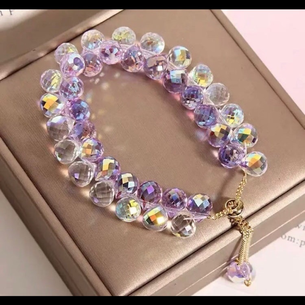 Gorgeous Swarovski beads bracelet
